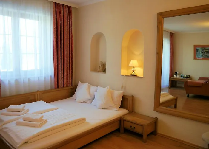 Adriano Bed & Breakfast *